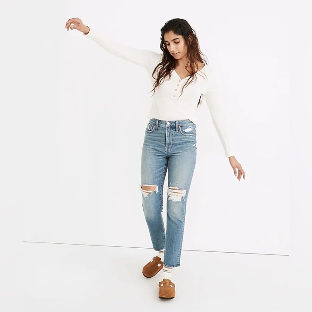 Madewell Perfect Vintage Jean. Size 26. High rise Jean. Straight Leg Jean.